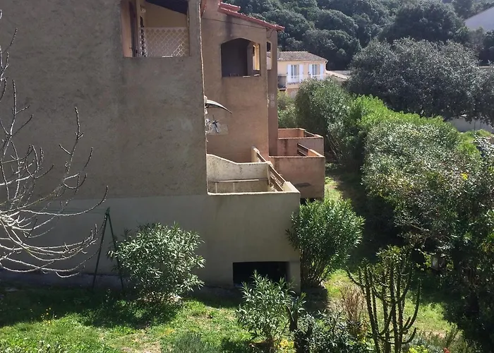 Suarella アパート